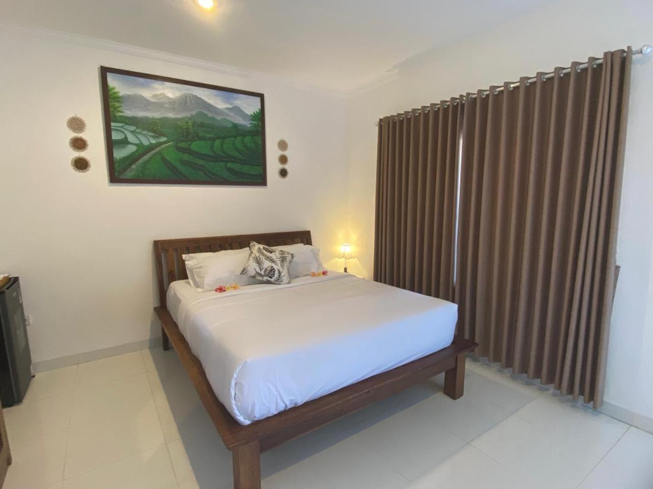 Manis Guest House Seminyak  Exterior photo