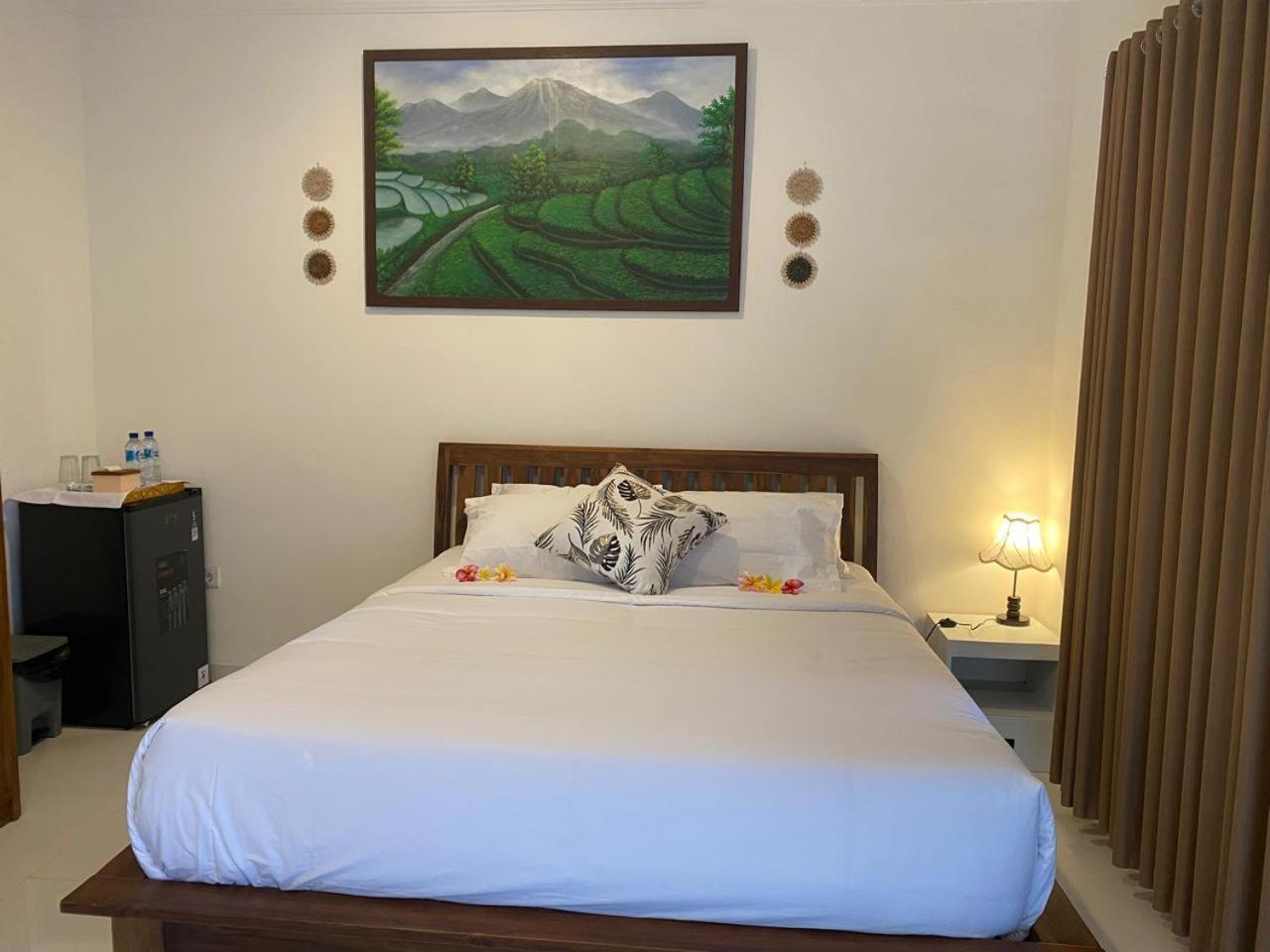 Manis Guest House Seminyak  Room photo